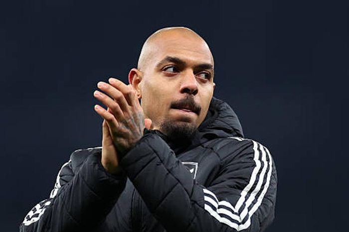 Chuyển nhượng sáng 15/1: Roma mượn Donyell Malen, Atletico săn máy quét thay Gallagher