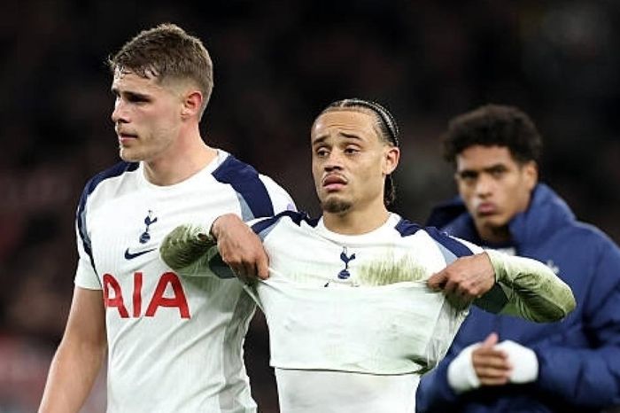 CLB duy nhất chưa thắng ở Ngoại hạng Anh năm 2026