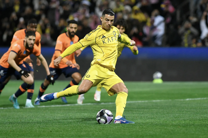 Cristiano Ronaldo nguy cơ bỏ lỡ World Cup 2026