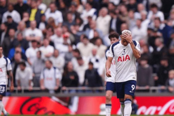 Cuộc chiến sinh tử giữa Tottenham và West Ham để trụ lại Ngoại hạng Anh