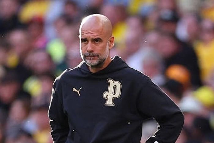 Cuộc đua vô địch Ngoại hạng Anh: Arsenal hưởng lợi, Man City gặp khó