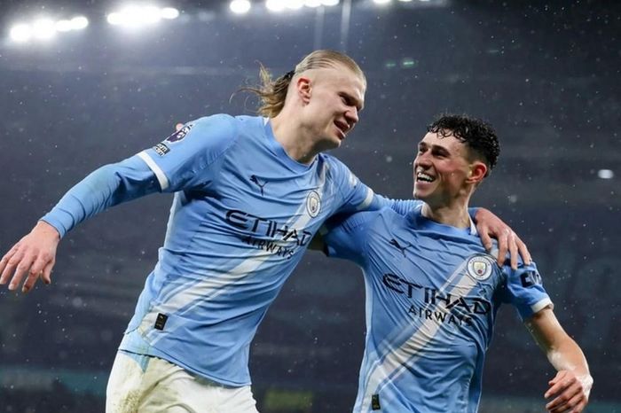 Cuộc đua vô địch Premier League diễn biến khó lường