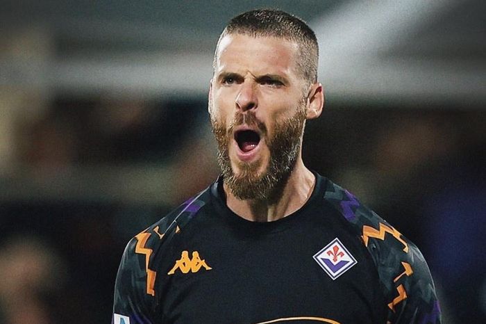 De Gea mắc sai lầm