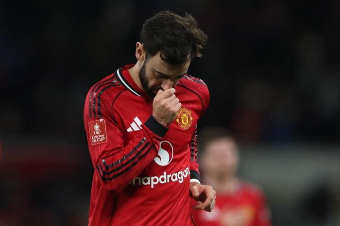 Điều duy nhất níu chân Fernandes ở lại MU