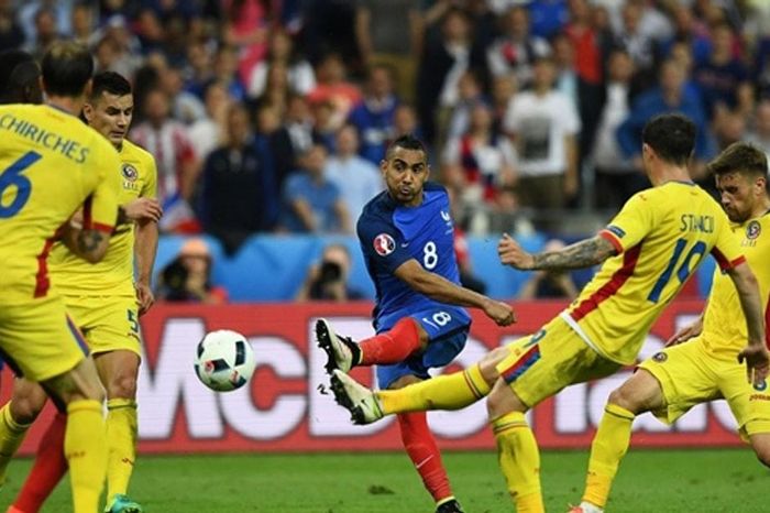 Dimitri Payet giải nghệ: Sự nghiệp lãng du và những đường cong ma thuật của phù thủy người Pháp