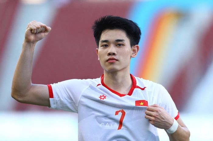 Đình Bắc ghi bàn từ cơ hội chỉ 5 phần trăm