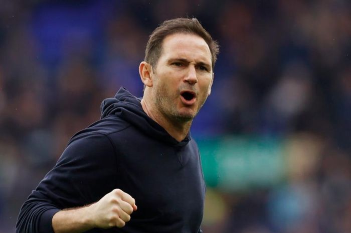 Đội của Lampard gây thất vọng, chưa thể thăng hạng Premier League