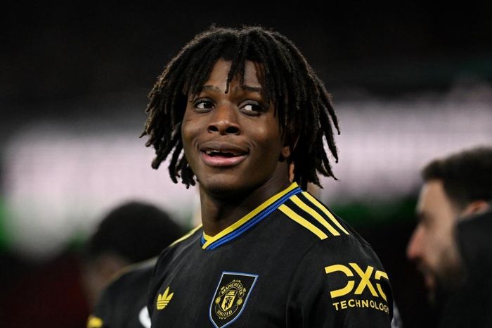 Dorgu khiến CĐV MU lo lắng