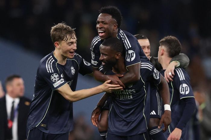 Dư âm Man City 1-2 Real Madrid: Nhà vua đã hay lại còn may