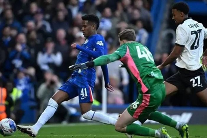 Estevao Willian phá kỷ lục của Bukayo Saka trong chiến thắng hủy diệt của Chelsea tại FA Cup