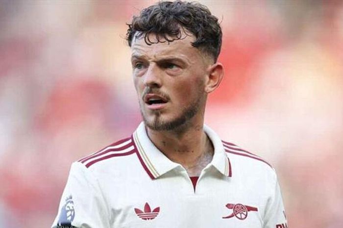 Everton lên kế hoạch giải cứu Ben White, Upamecano gia hạn dài hạn với Bayern Munich