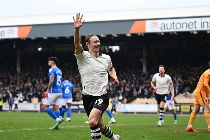 FA Cup: Đội bóng hạng ba tạo nên 'cơn địa chấn'