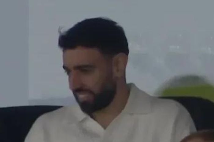 Fernandes gây bất ngờ