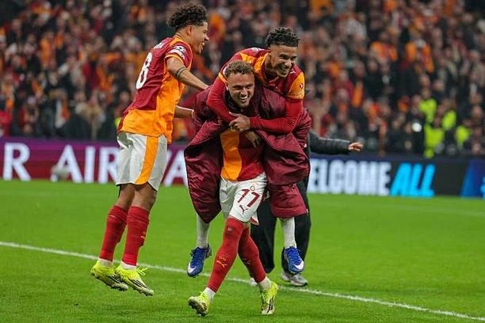 Galatasaray quật ngã Juventus tại chảo lửa Istanbul