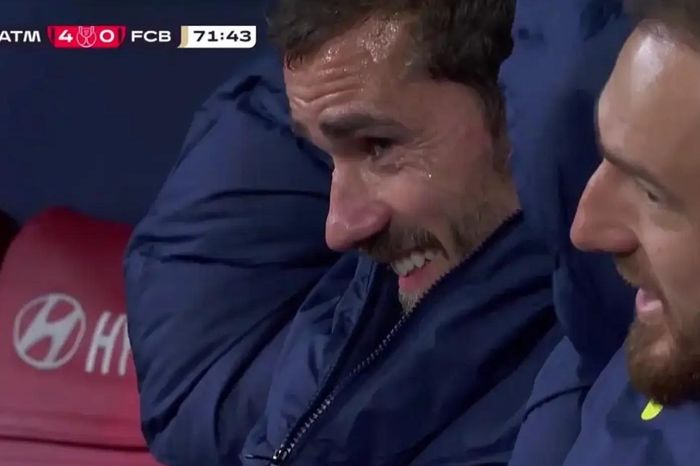 Griezmann cười tươi khi Barca thảm bại