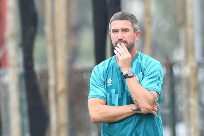 Hà Nội FC đối đầu CAHN: Harry Kewell tìm lời giải trước sức mạnh hủy diệt của đội đầu bảng
