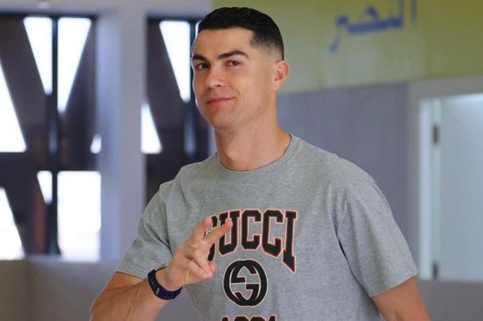 Hành động đầu tiên của Ronaldo khi trở lại