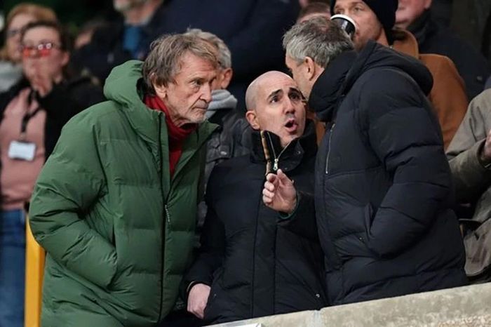 Hé lộ thời điểm MU công bố HLV mới