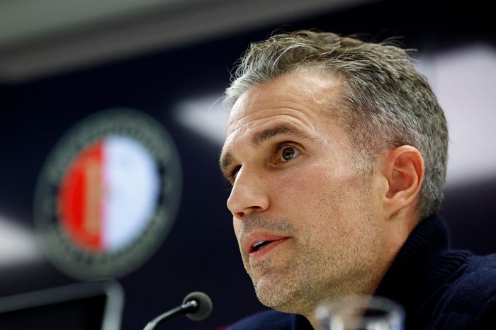 Hình ảnh xúc động của cha con Van Persie