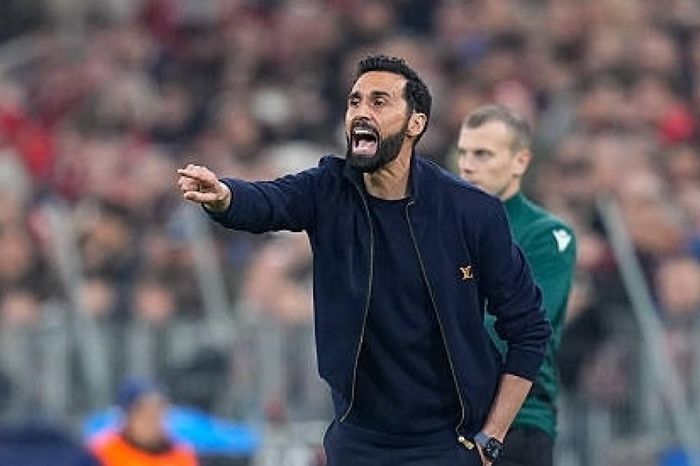 HLV Alvaro Arbeloa chỉ trích công tác trọng tài sau trận Real Madrid thua Bayern Munich