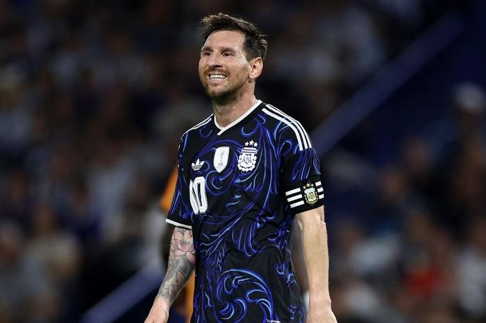 HLV Argentina thừa nhận sẽ nghe theo Messi