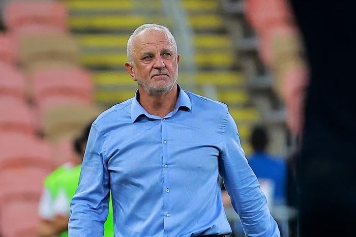 HLV Iraq mắc kẹt trước trận play-off World Cup