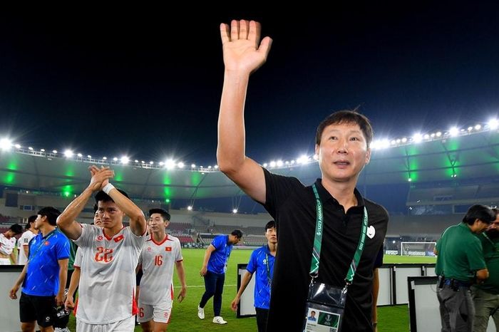 HLV Kim Sang Sik lập kỷ lục vô tiền khoáng hậu với 14 trận toàn thắng cùng U23 Việt Nam