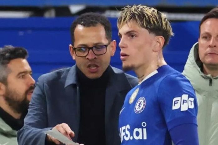 HLV Liam Rosenior xác nhận tương lai Alejandro Garnacho tại Chelsea trước trận gặp Brighton