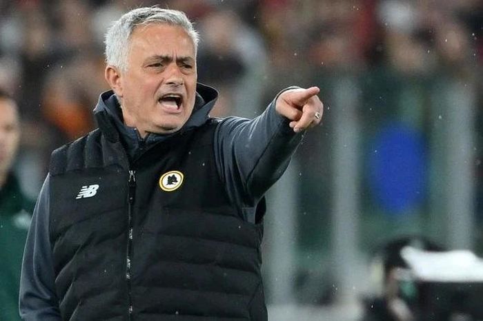 HLV Mourinho sẽ dẫn dắt Real Madrid?