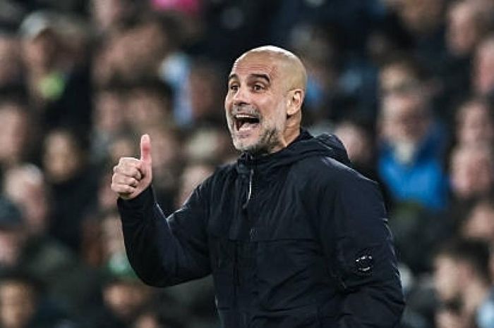 HLV Pep ngầm xác nhận ở lại Man City mùa giải tới