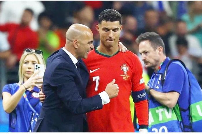 HLV tuyển Bồ Đào Nha nói điều bất ngờ về phong độ của Ronaldo