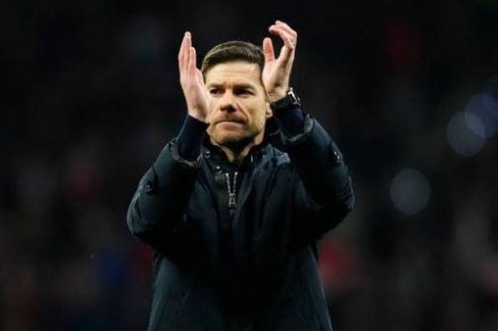 HLV Xabi Alonso chính thức bị sa thải chỉ 1 ngày trận El Clasico