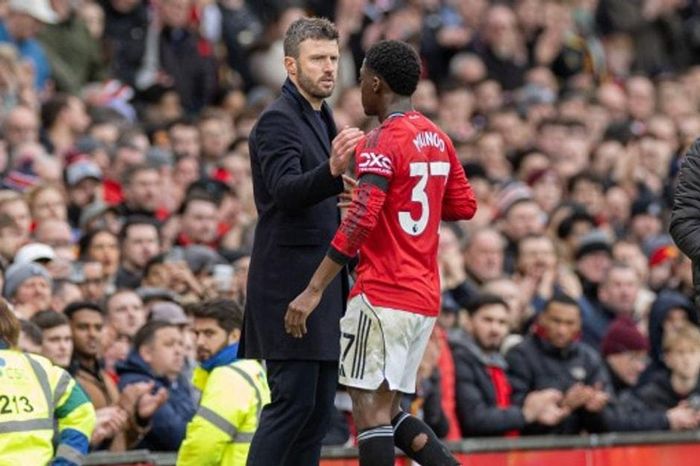 Ian Wright: Màn tỏa sáng của Kobbie Mainoo là nỗi xấu hổ dành cho Ruben Amorim