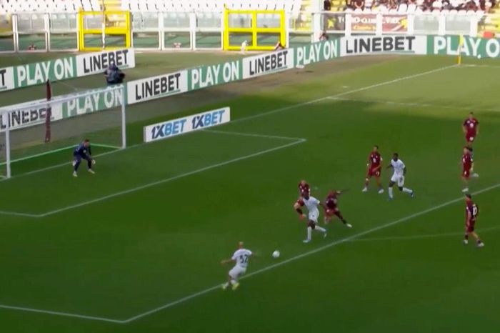 Inter Milan cách Scudetto một chiến thắng