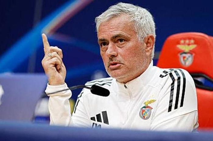 Jose Mourinho cảnh báo Benfica trước màn tái đấu 'vị vua bị tổn thương' Real Madrid