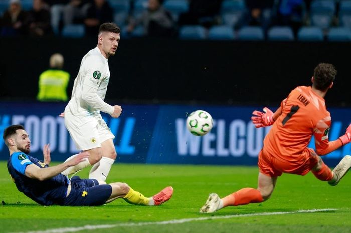 Jovic trở lại từ vực sâu