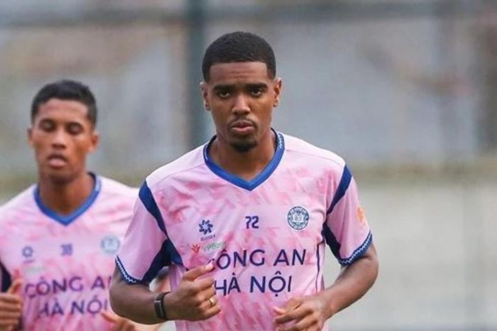 Khủng hoảng trung phong nội tại V.League 2025/26: Khi vòng cấm là lãnh địa riêng của ngoại binh