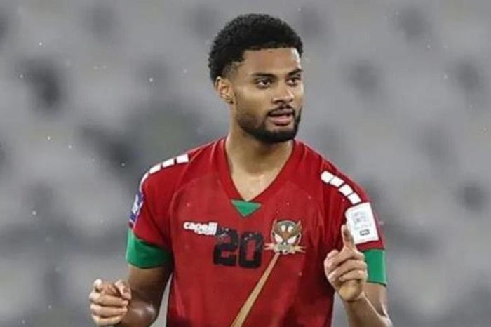 Kyle Kelly: Tiền vệ chưa từng ra mắt Liverpool đang gây sốt trong màu áo đội tuyển quốc gia
