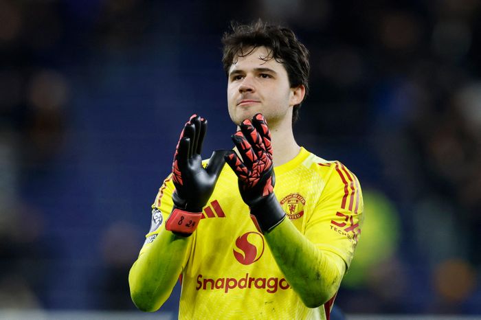 Lammens phơi bày vấn đề của MU