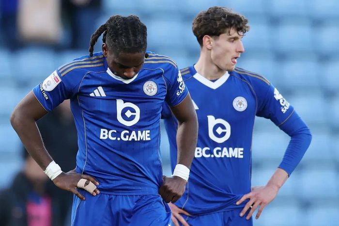 Leicester City trước bờ vực