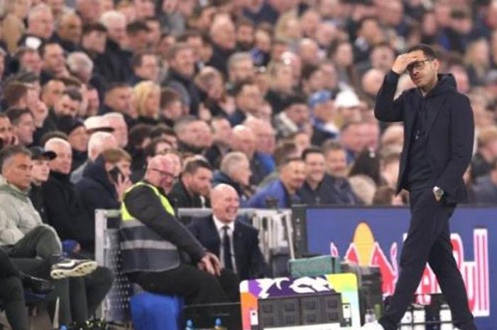 Liam Rosenior và Chelsea: Khi niềm tin của giới chủ BlueCo trở thành trò cười trên mạng