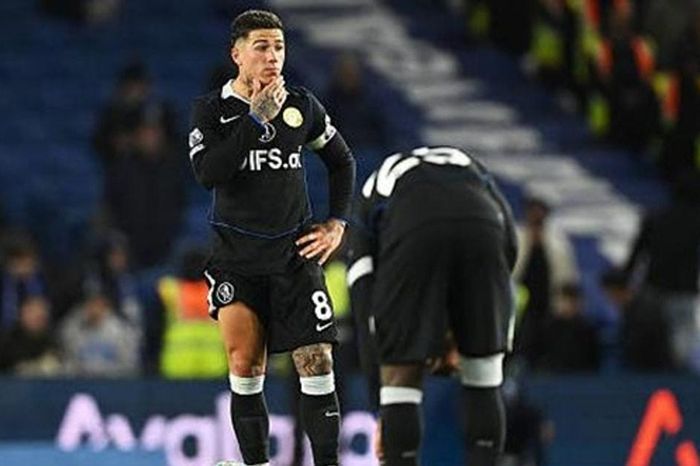 Liam Rosenior và Chelsea: Sự đứt gãy niềm tin tại Stamford Bridge