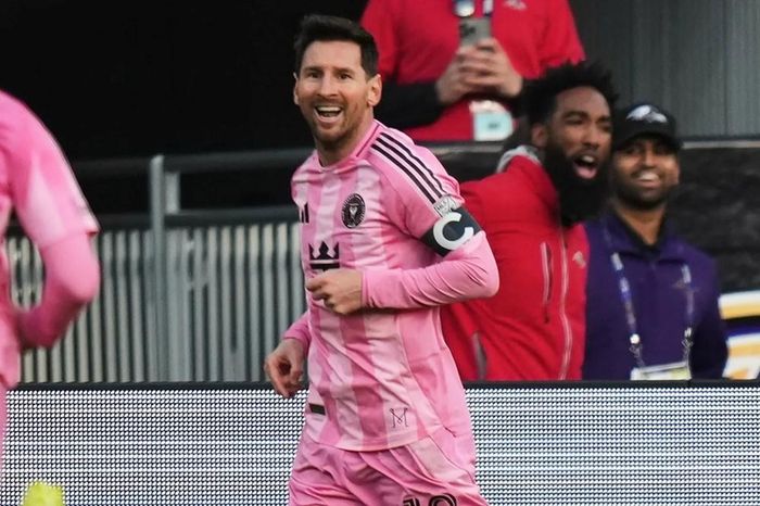 Lionel Messi chạm mốc 900 bàn thắng