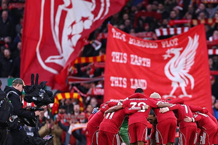 Liverpool đứng trước cơ hội vàng áp sát Top 4 sau cú sẩy chân của MU và Chelsea