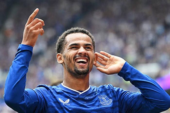 Liverpool gây sốc với kế hoạch chi 65 triệu bảng chiêu mộ Iliman Ndiaye từ Everton