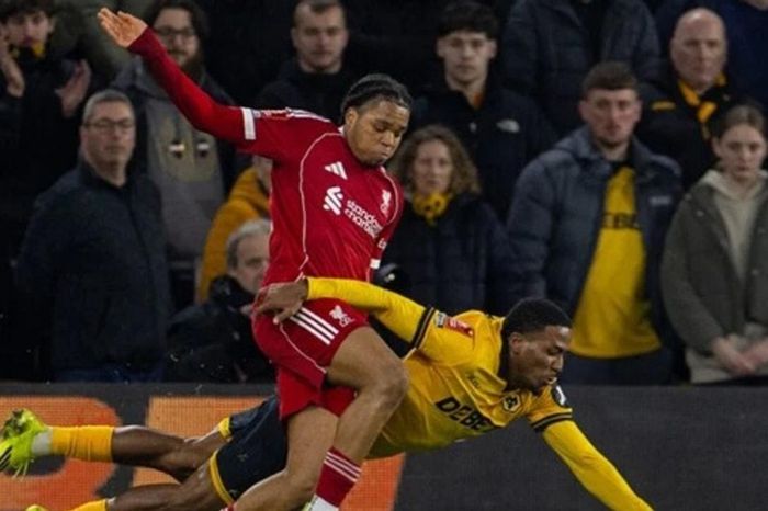 Liverpool hạ Wolves 3-1 tại FA Cup: Rio Ngumoha rực sáng, Cody Gakpo lạc lõng