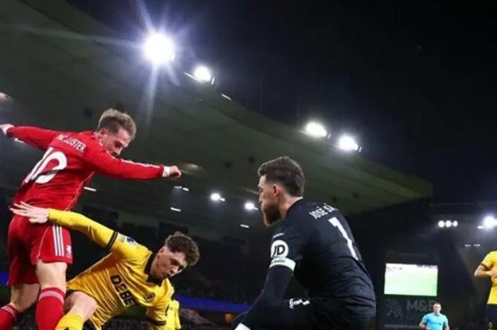 Liverpool tái đấu Wolves tại FA Cup: Arne Slot tìm lời giải cho hàng công sau 72 giờ