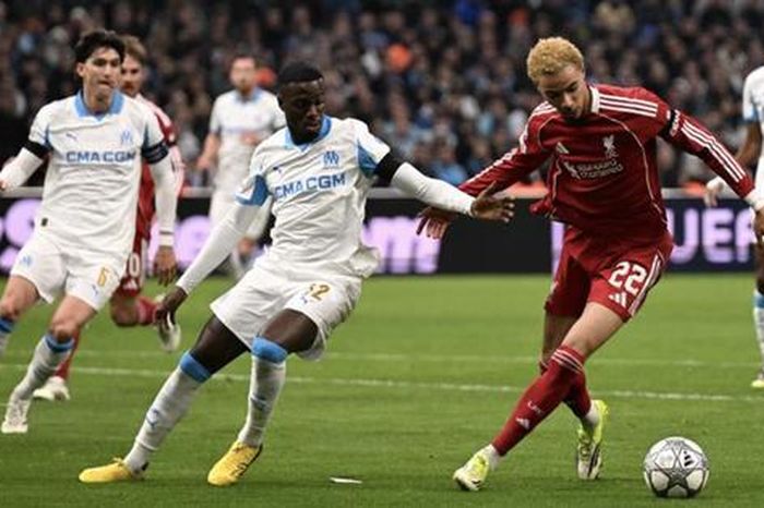 Liverpool thắng 3-0 cuộc chiến 2 đội bóng thành phố cảng