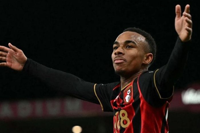 Liverpool tranh Eli Junior Kroupi với Real Madrid: Phép thử tham vọng 80 triệu bảng