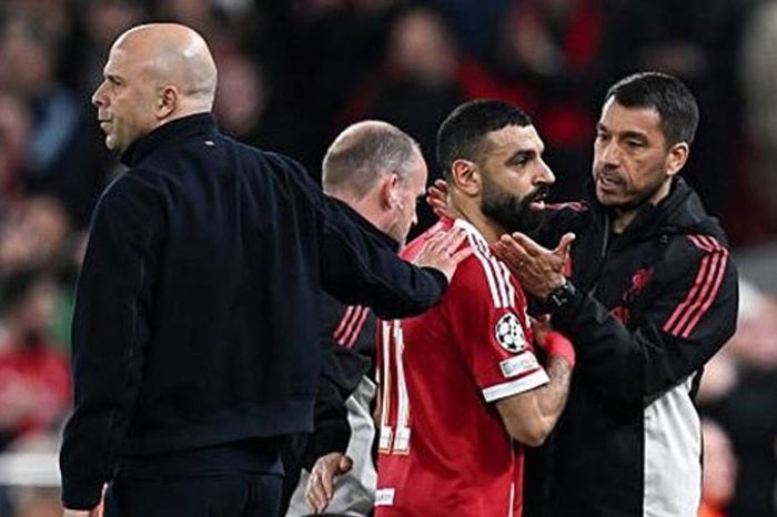 Liverpool và sự sụp đổ được dự báo: Sai lầm 125 triệu bảng và lỗ hổng Anfield